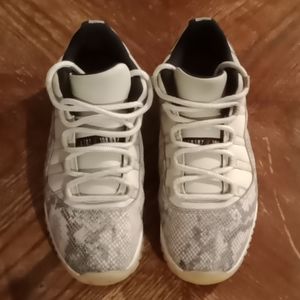 Jordan Snakeskin 11 lows